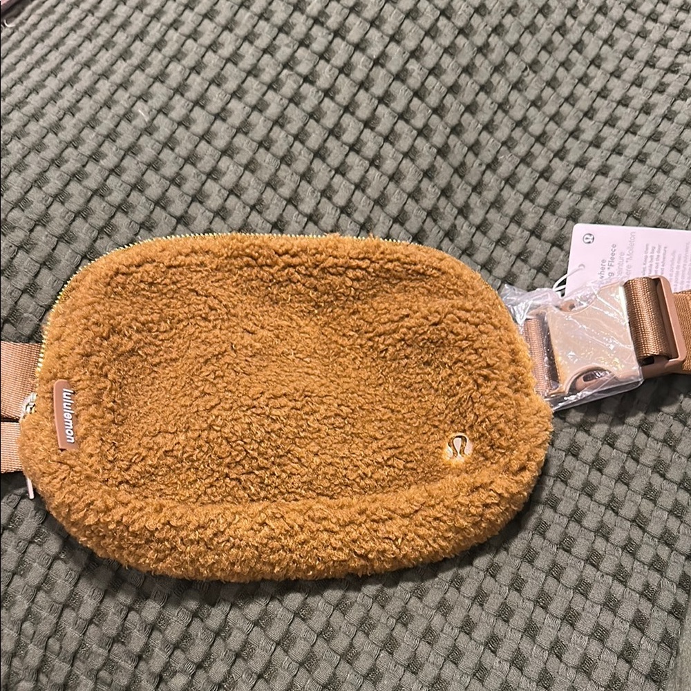 Lululemon Athletica Sherpa Belt Bag in Tan